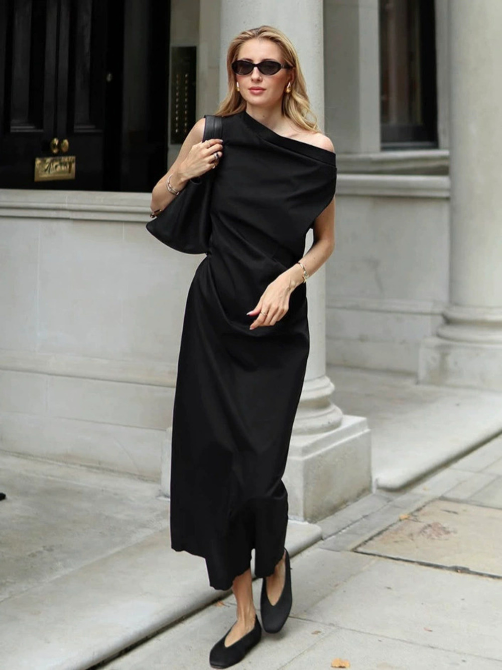 Forever 21 Black Cotton Sleeveless Asymmetrical One Shoulder Bodycon Dress